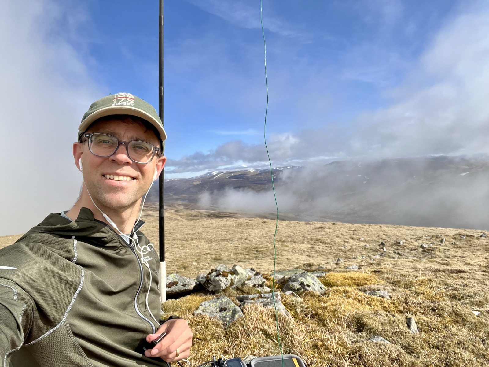 A busy 40m onBeinn Mheadhonach