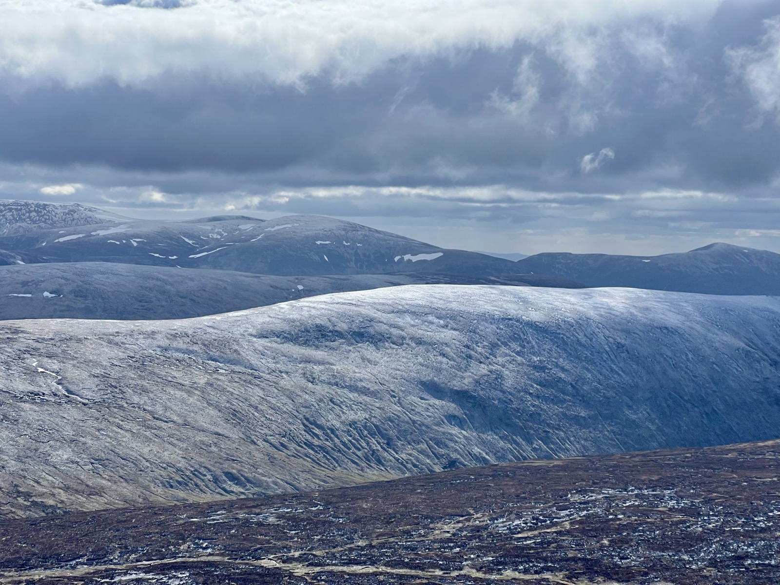 Beinn Mheadhonach - the previous middle hill
