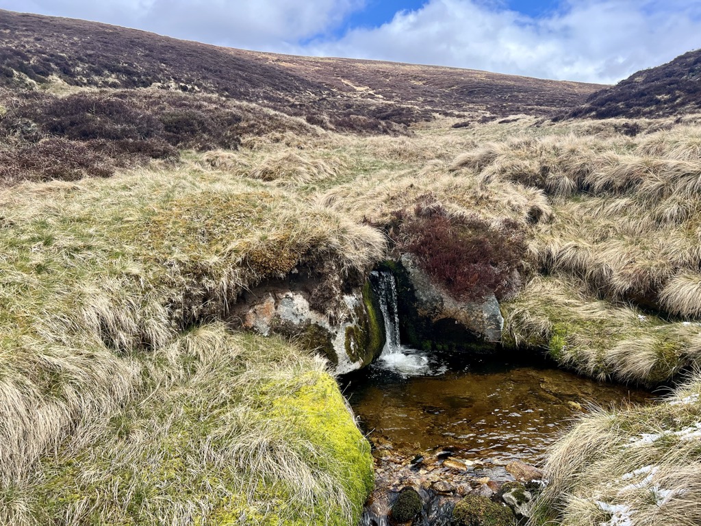 A lovely stream heading up Bhreac
