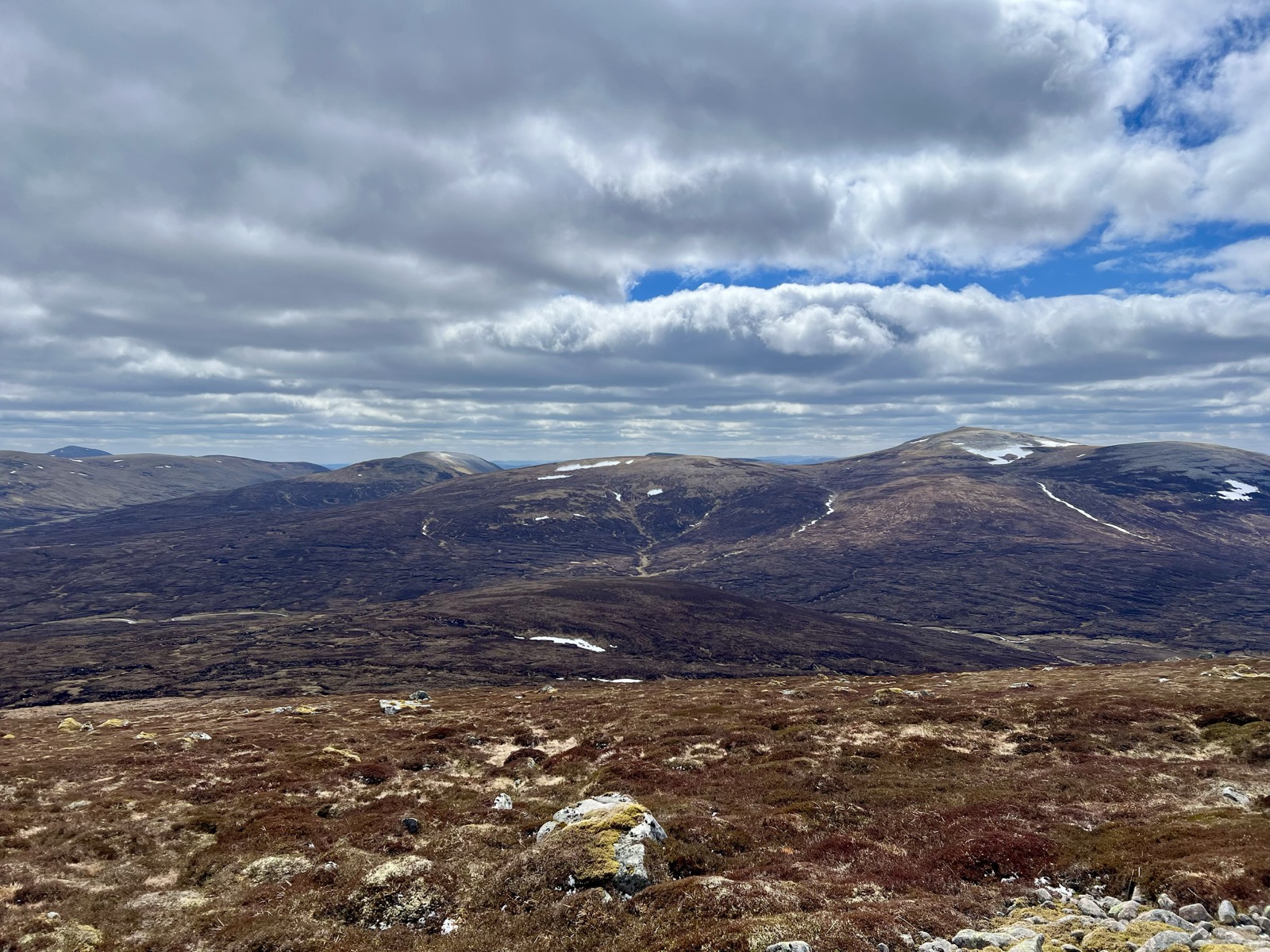 Carn Liath on left; Beinn Mheadhonach left-centre and Beinn Dearg right