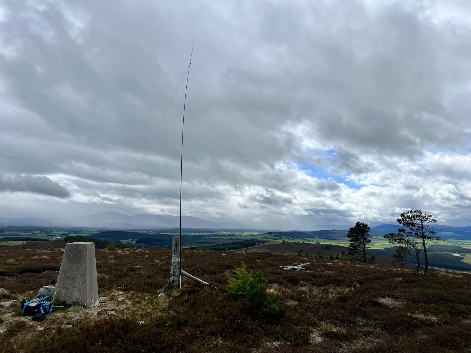 HF Station at the top