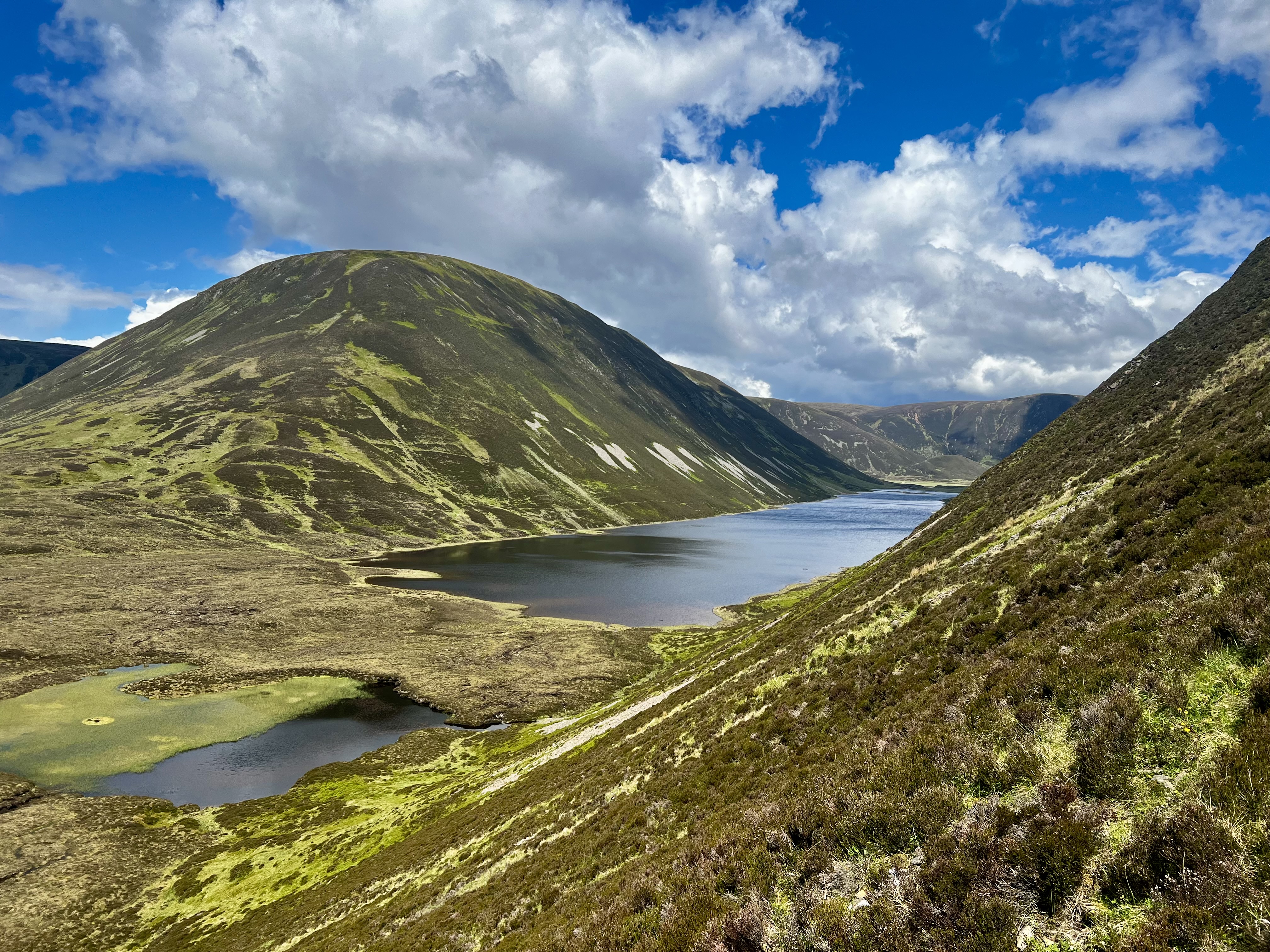 An Dun and loch
